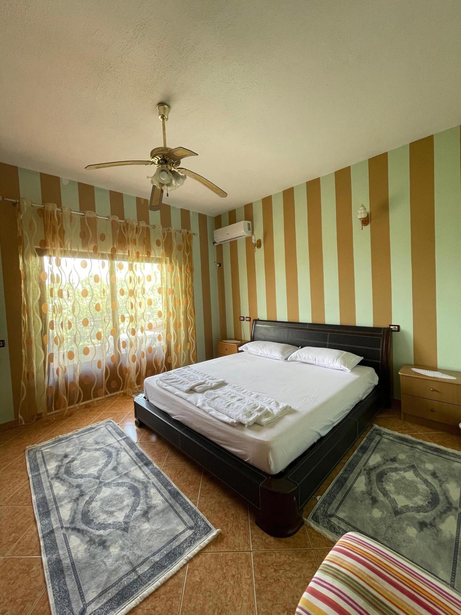 Guest House Lengo Gjirokastër Esterno foto